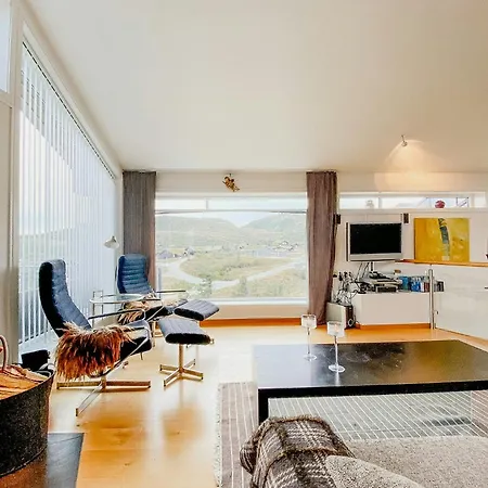 Holiday home Charming Overlooking Vegglifjell