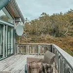Дом отдыха Charming Overlooking Vegglifjell